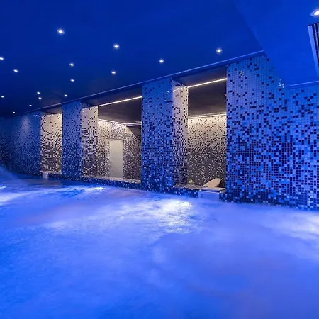Hotel California Urban 3*